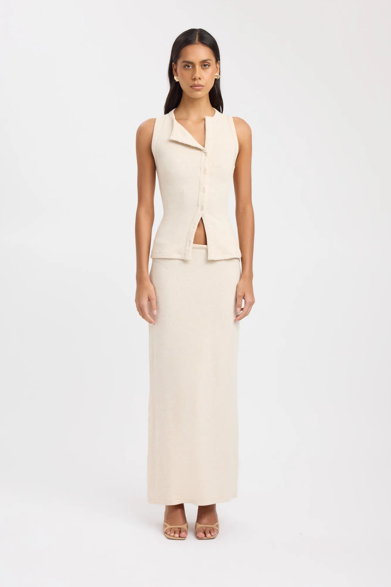 Bec Button Tank