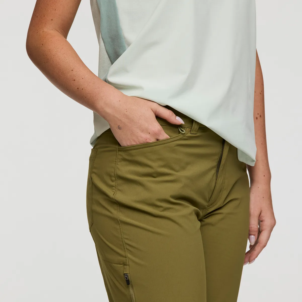 Coraje Tech Pant - Women's