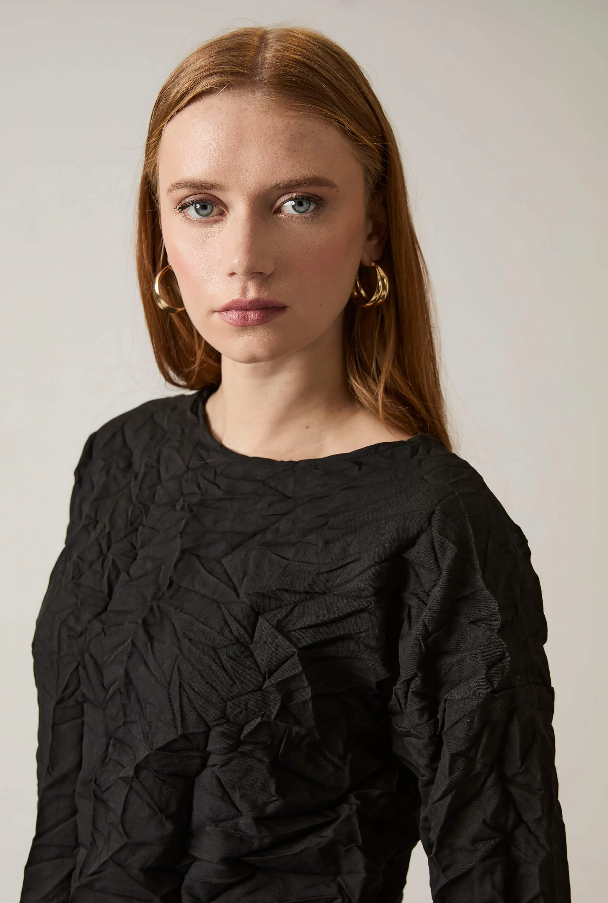 Crinkled Black Top