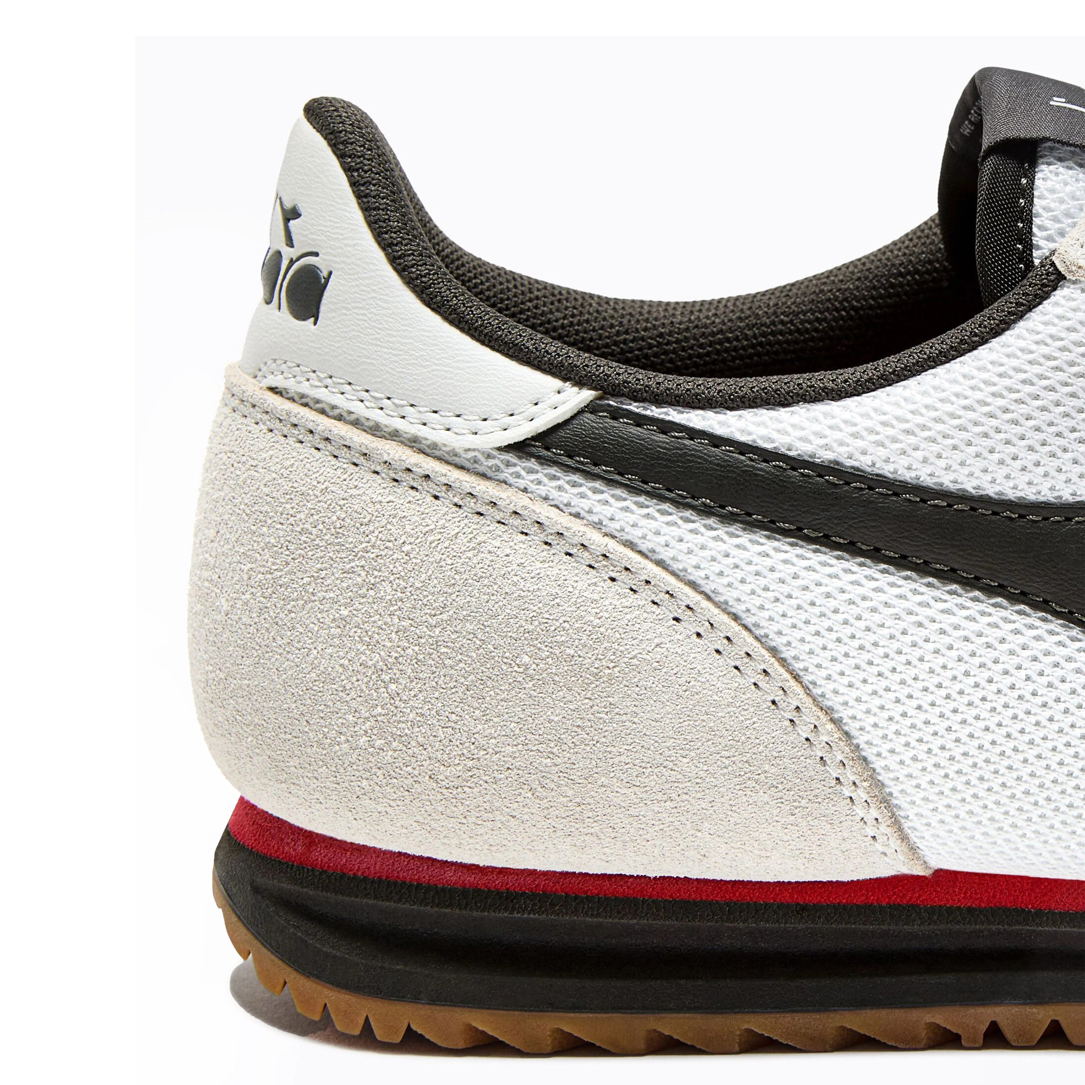 Diadora Cross Trainer White / Black Beluga