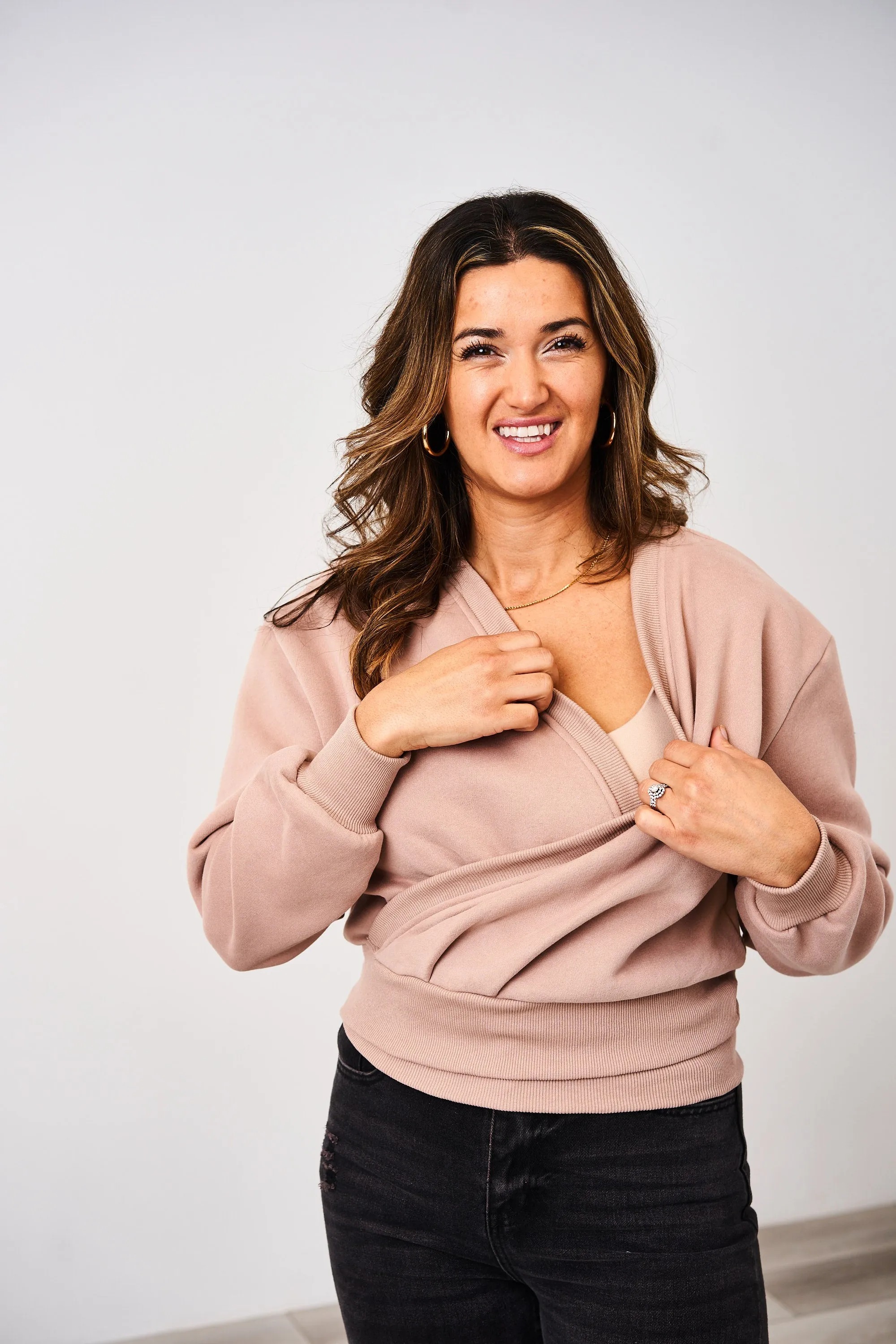 Latched Mama 635 Nest Nursing Wrap - Final Sale