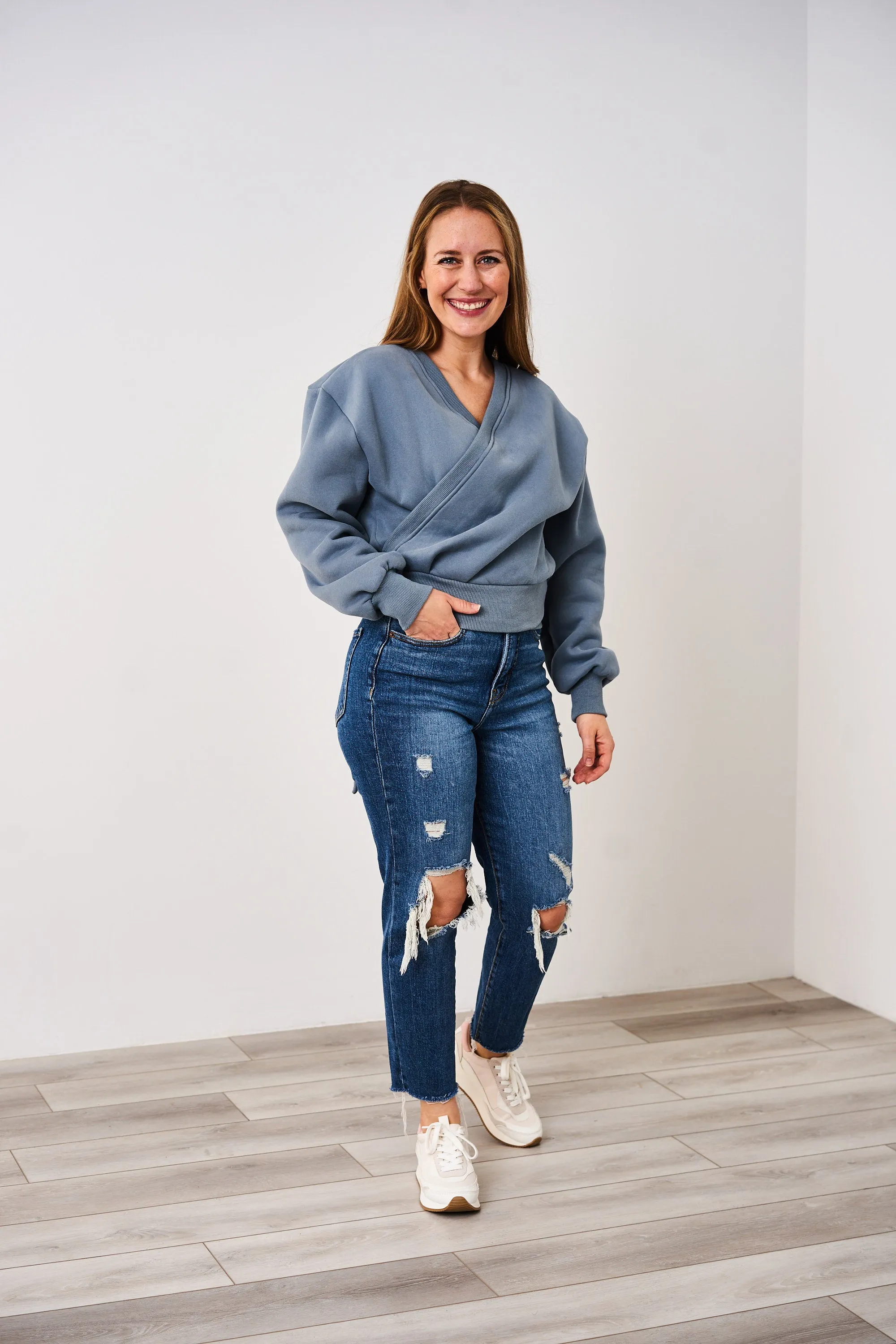 Latched Mama 635 Nest Nursing Wrap - Final Sale