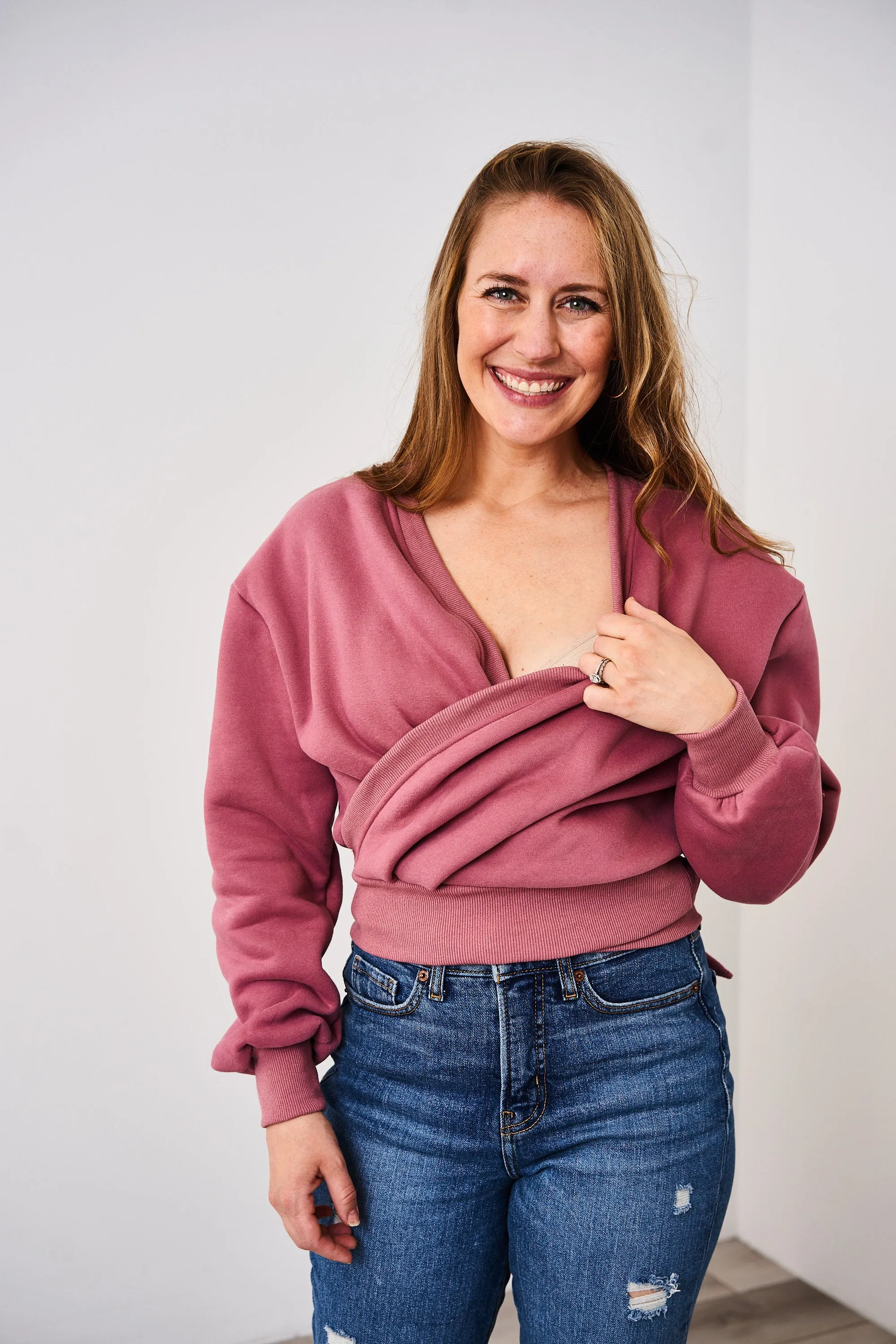 Latched Mama 635 Nest Nursing Wrap - Final Sale