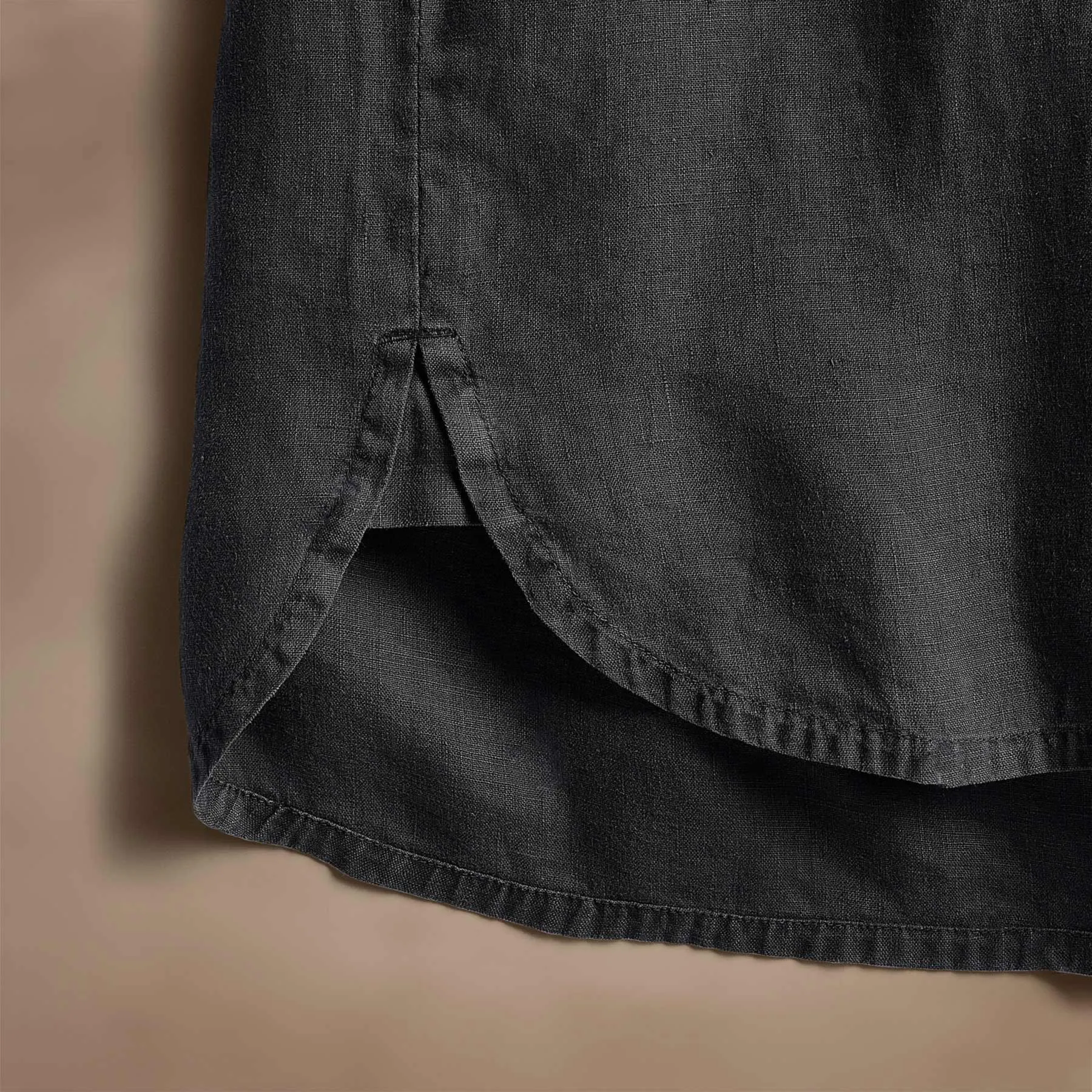 Lightweight Linen Shirt - Magma Pigment