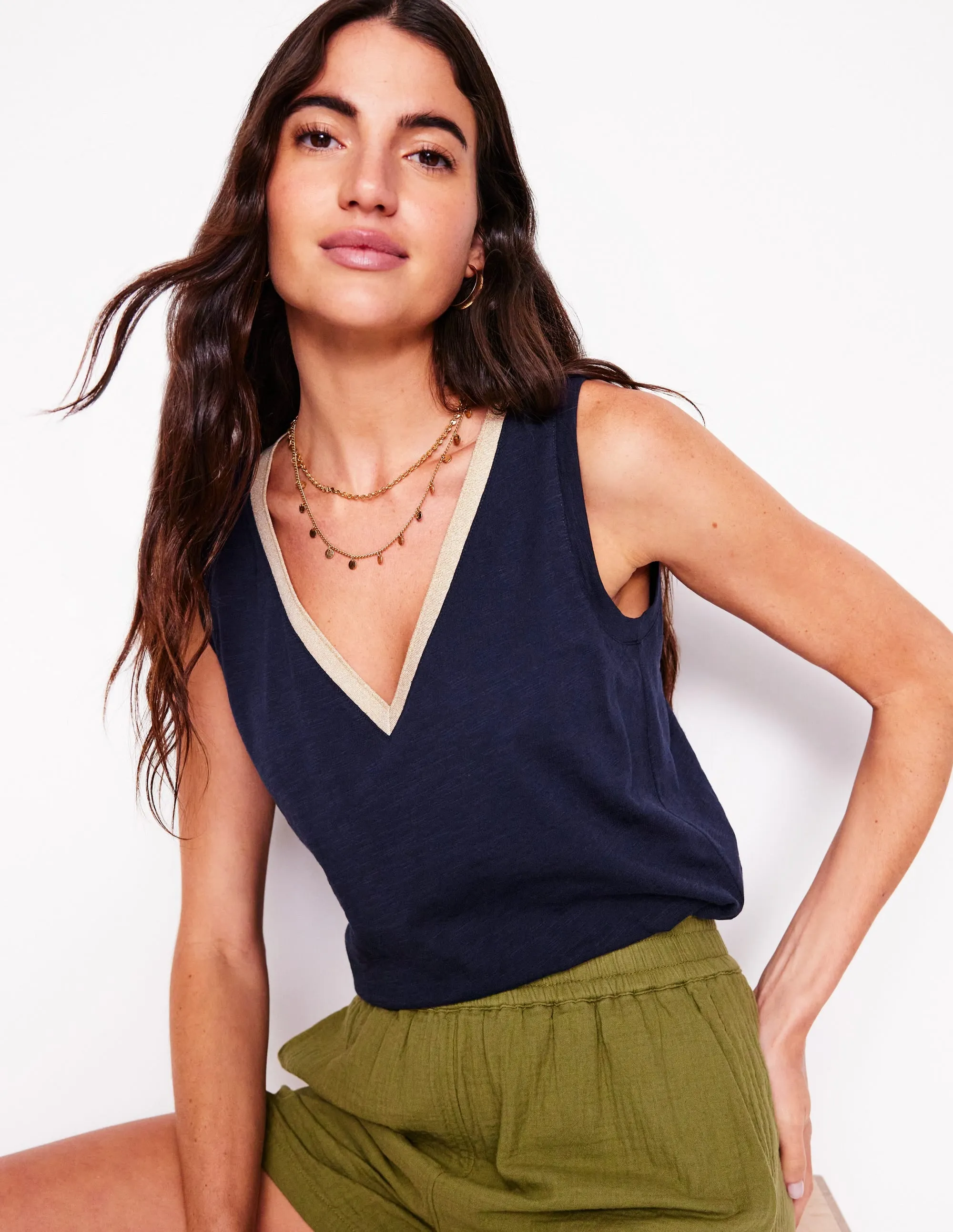 Metallic Trim V Neck Vest-Navy