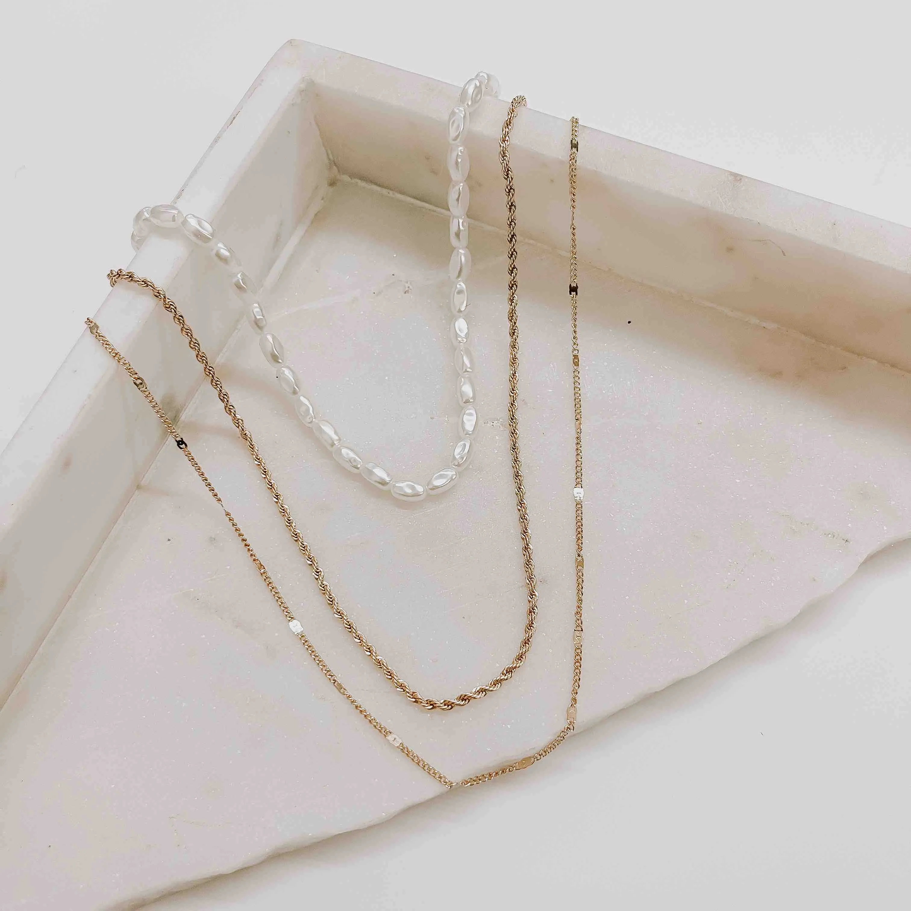 Oh My Pearl Layered Chain Necklace