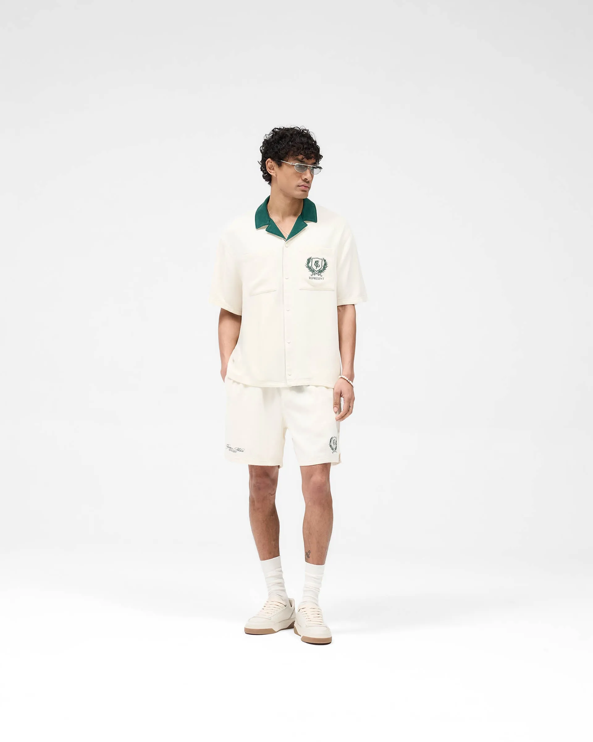 Represent Crest Short - Antique White