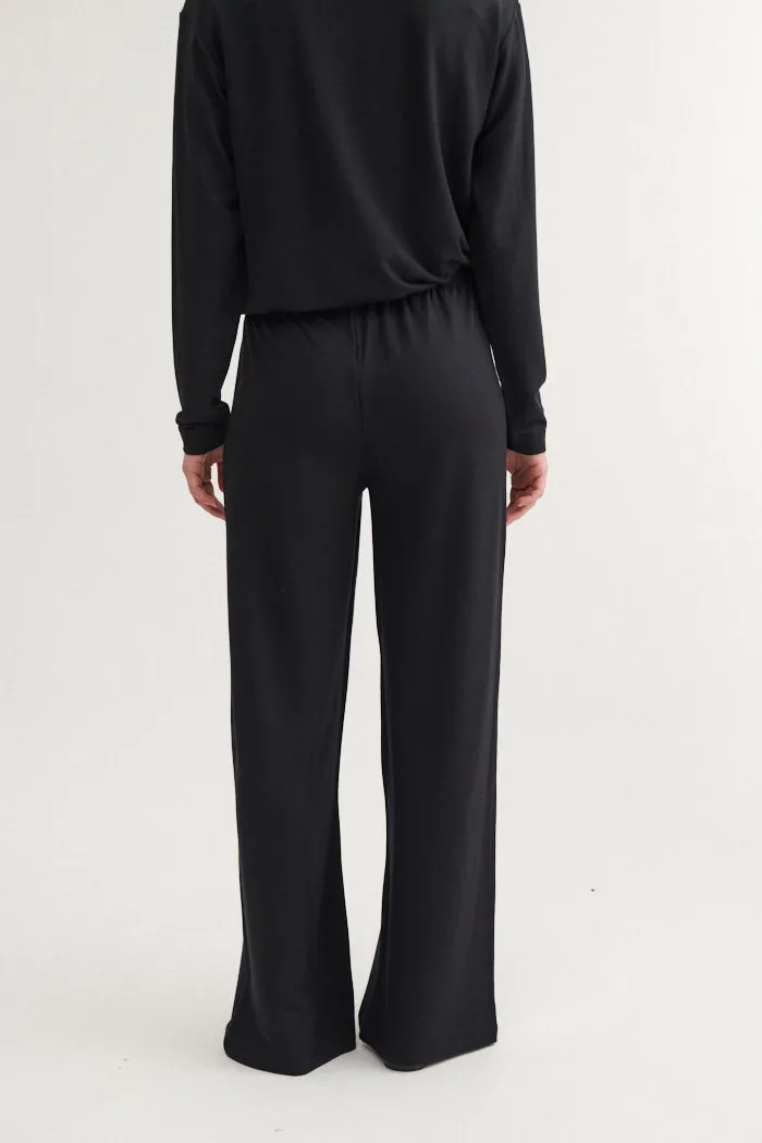 Sadie Pant - Black