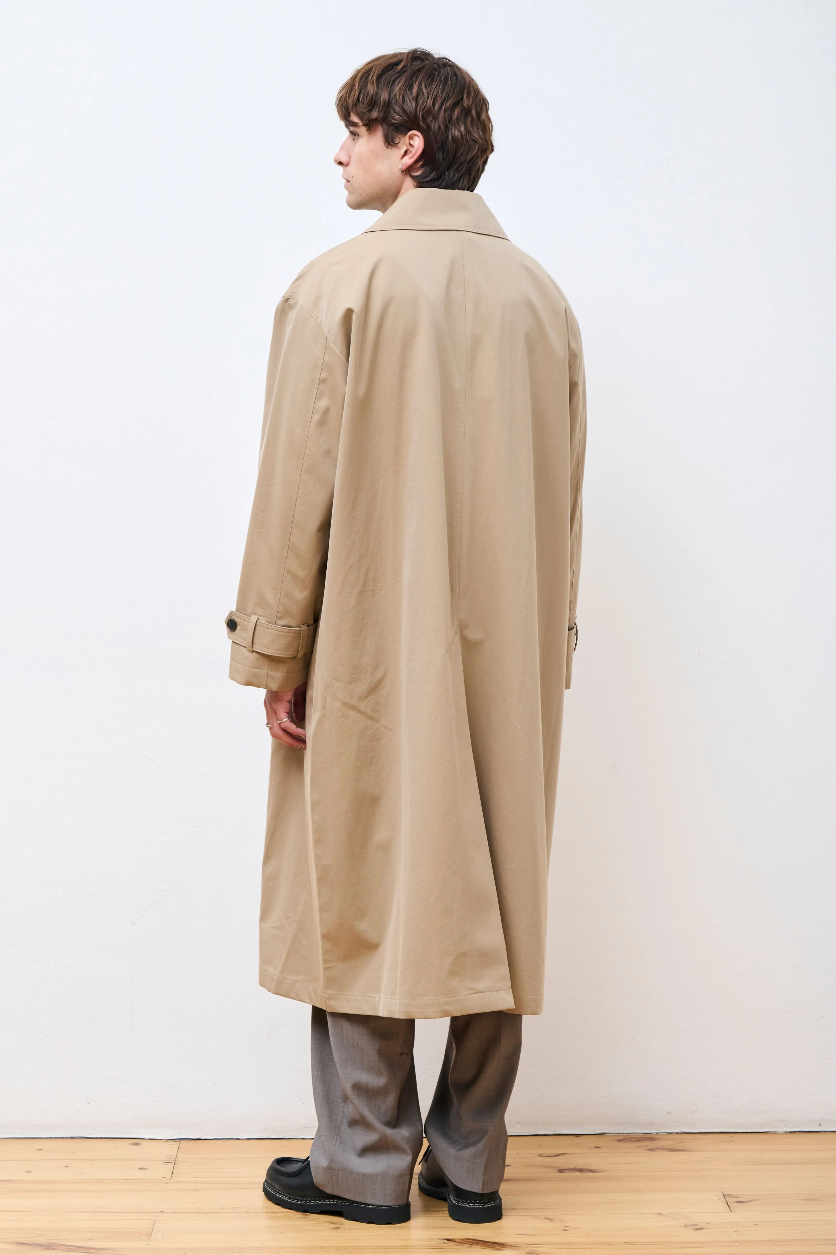 Venture Coat Sand Gabardine