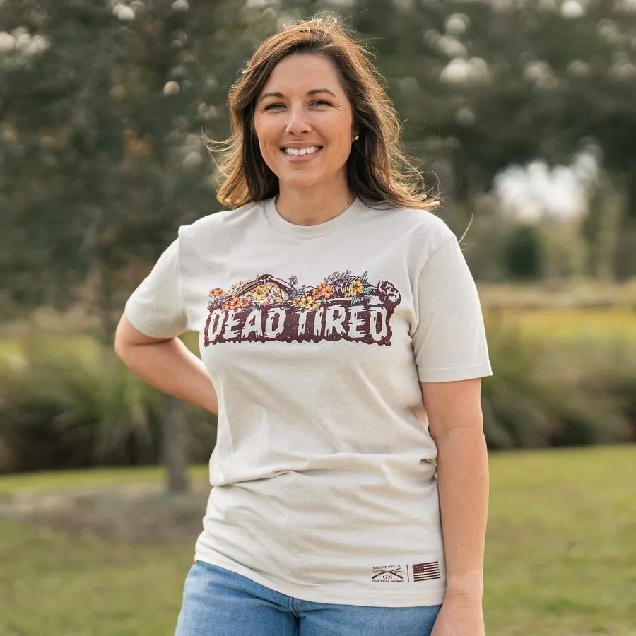 Women's Dead Tired Boyfriend Fit T-Shirt - Sand