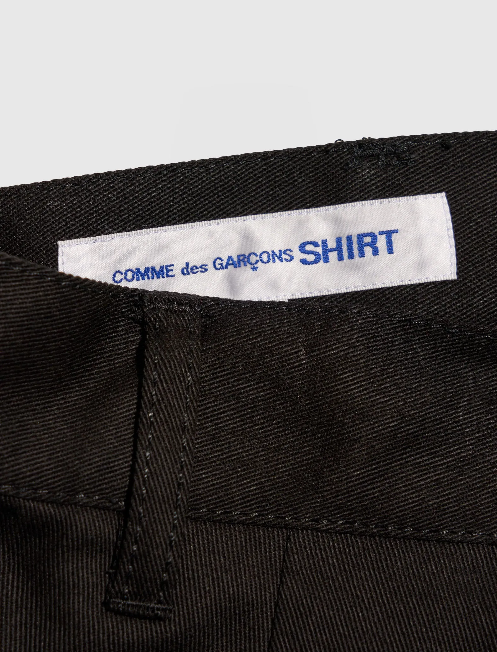 WOVEN SHORTS